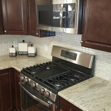 Astoria Gold Kitchen
