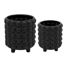 Flower pots