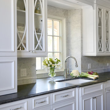 Traditional Kitchen with a Touch of Glamour