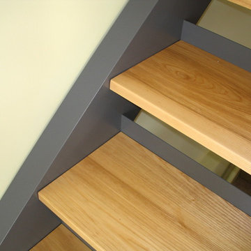 B- Line Medium 001 | stair detail