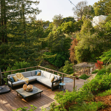 Hilltop Hot Tub Refuge