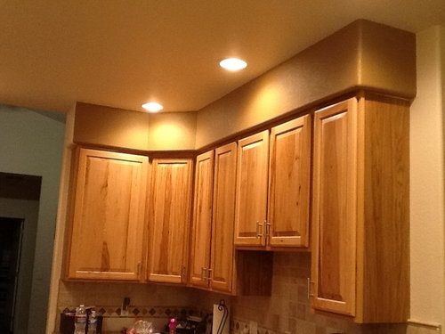 Need help with ugly soffit above kitchen cabinets!