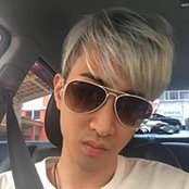 Jonathan Tan's photo