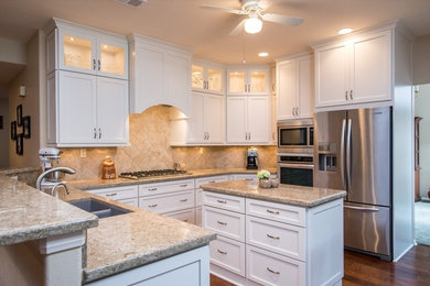 Inspiration for a timeless kitchen remodel in San Diego