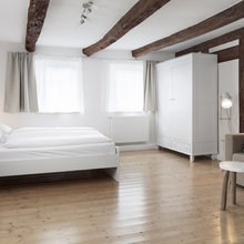 Bedrooms 19