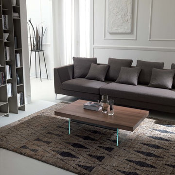 Design Couchtisch Ozzio Bellagio aus Italien mit Glasstandfuß