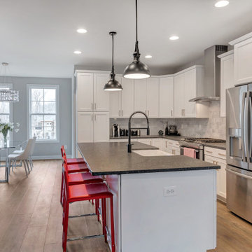 Contemporary Farmhouse