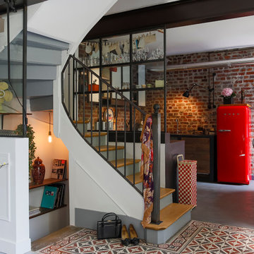 Verrières et étagères de style indus