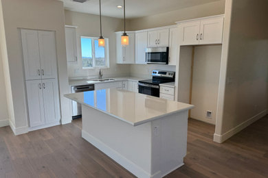 Example of a kitchen design in Phoenix