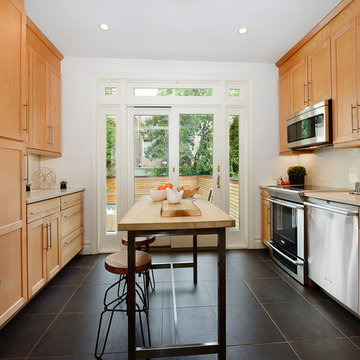 Fantastic, original detailed, great find rowhouse
