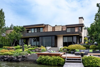 Example of an exterior home design in Seattle