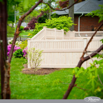 Eastern White Cedar PVC Vinyl Wood Grain Fencing from Illusions