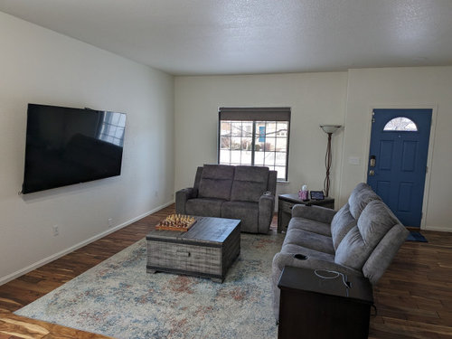 Help with mismatched Sofa/Loveseats