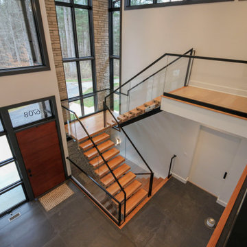 Project #98 | Modern Mono-beam Staircase with Glass Railing