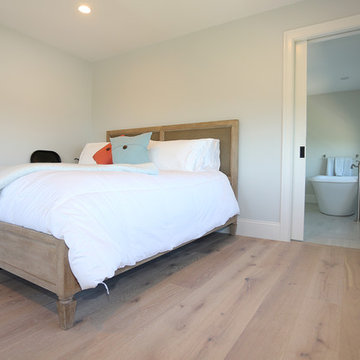 Elegant Beach House | oak Bluffs Wide Plank