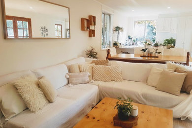 This is an example of a living room in Canberra - Queanbeyan.