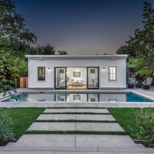 Pool house