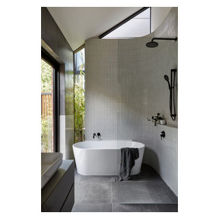 Timber-Lantern House - Contemporary - Bathroom - Melbourne - by Mcmahon ...