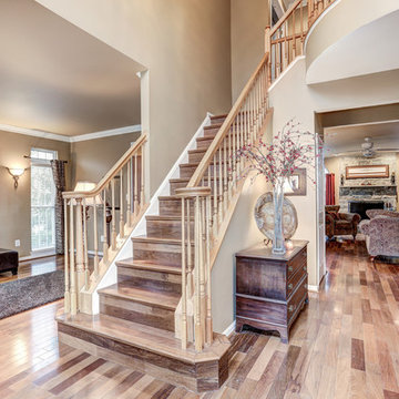 FOYER VIEW