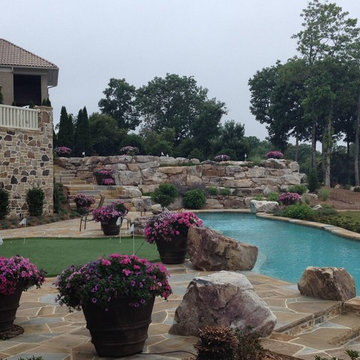 Pools & Oasis