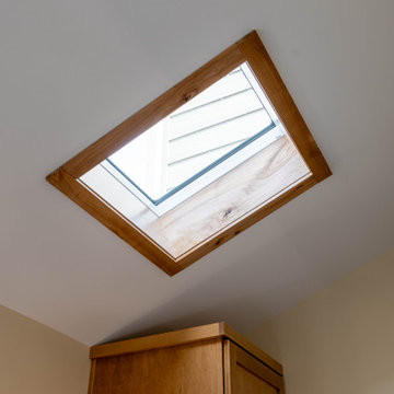 Woodwork master bathroom