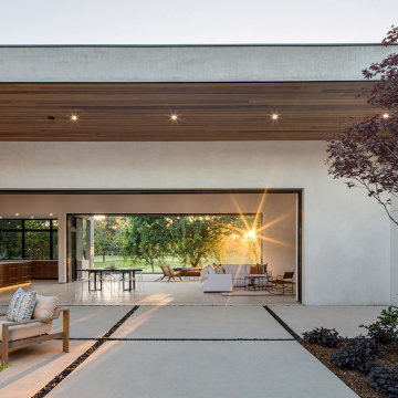 The Courtyard House