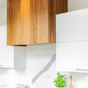 Airy Modern Kitchen