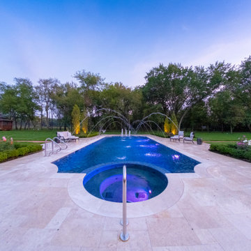 Barrington Hills, IL Scalloped Edge Pool with Round Hot Tub and Sunshelf