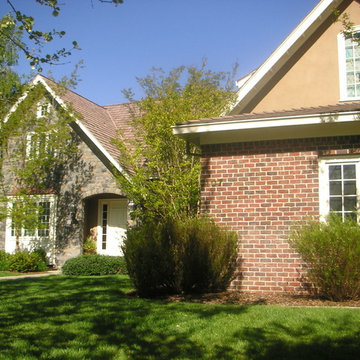 Matching poolhouse