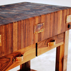 Antiqued walnut butcherblock - Products