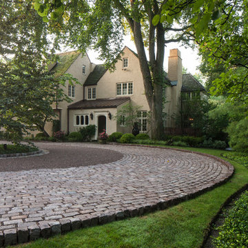 Lake House Retreat