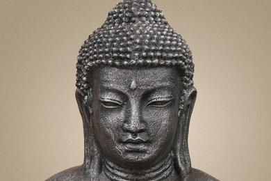 Statue de Bouddha argentée