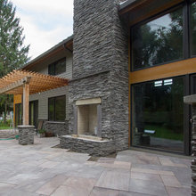 Fireplace / Fire pit