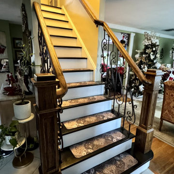 Traditional Wood & Wrought Iron Staircase – Commack NY