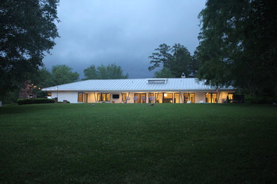 1960s exterior home idea in New Orleans