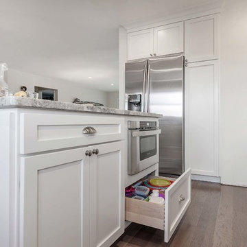 Colonial Maple Bright White Cabinets | Cabinets.com