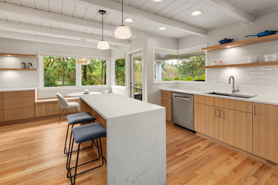 Kitchen photo in Portland