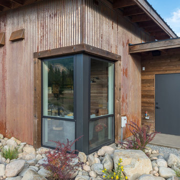 Mazama Meadow Residence, Firewise Design. Mazama WA