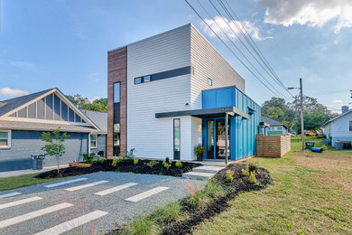 Modern exterior home idea in Charlotte