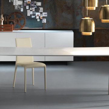 Modern Italian dining tables
