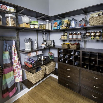 freedomRail Pantry