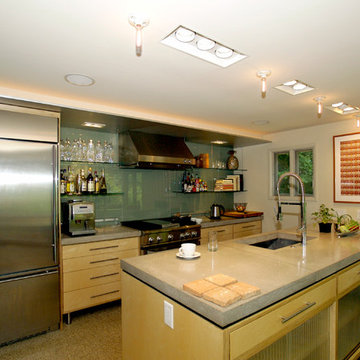 Renovated Modern Residence