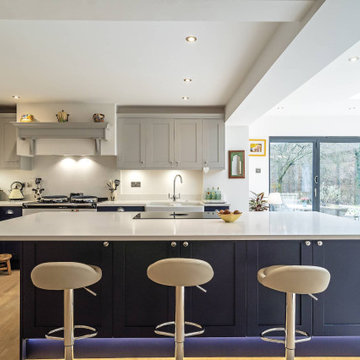 Modern Inkwell and Light Grey Kitchen