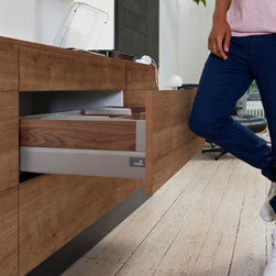 Quadro undermount full extension slides Push-to-Open Silent Close - Hardware