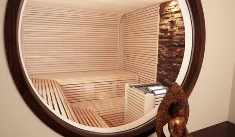 Puristische Sauna mit asiatischem Flair in einem Nürnberger Wohnhaus