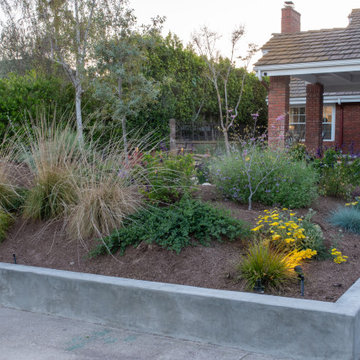 Poured in place concrete retaining wall