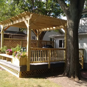 Timber Tech Deck with Pergola