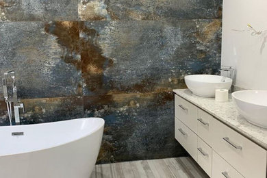 Inspiration for a contemporary bathroom remodel in Toronto