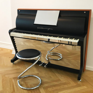 PH Snake Stool