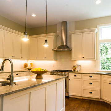 New Construction - Contemporary Executive Home - Milwaukie, OR